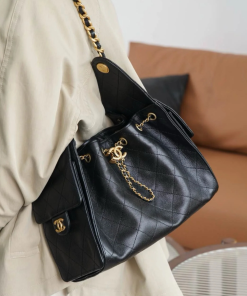 CHANEL 25 BAG caviar black