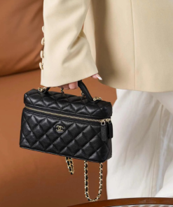 CHANEL 25P VANITY