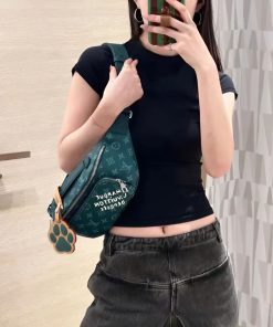 Túi bao tử LV Rush Bumbag